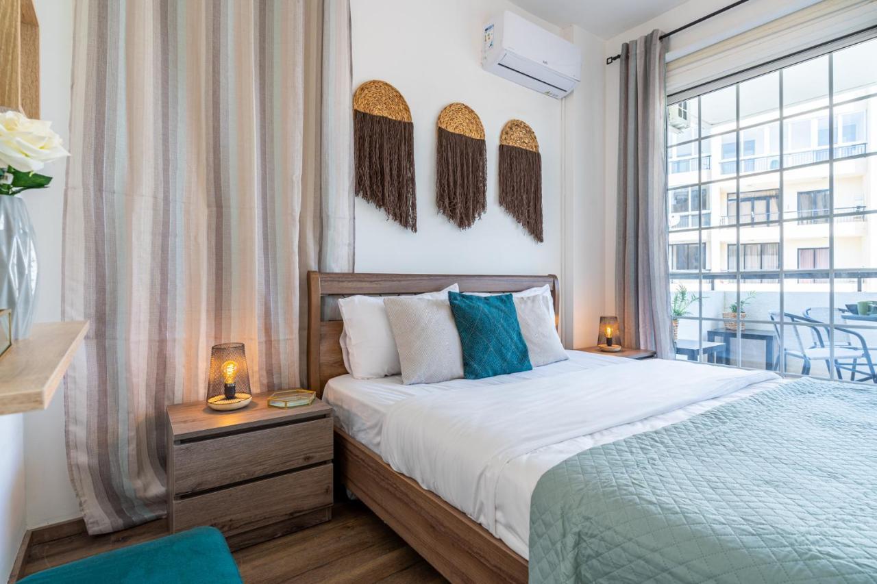 Araminta 2-Bedroom Apartment In Larnaca Esterno foto