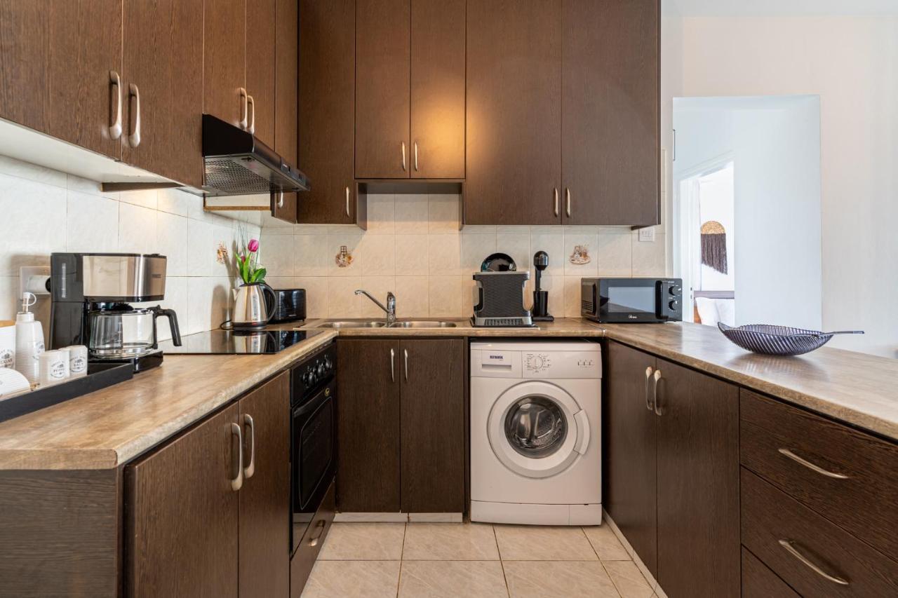 Araminta 2-Bedroom Apartment In Larnaca Esterno foto